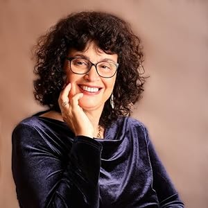 https://www.penguin.de/autoren/marie-lacrosse/634533 © Samira Khani